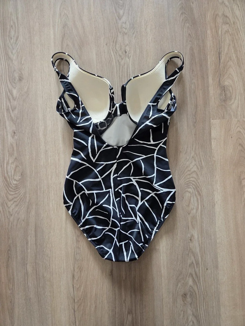 Miraclesuit escape one